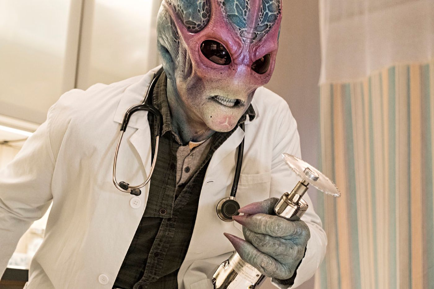 Alien Technologies Blocked, Alien Doctors Barred: How Tariffs Destroyed Our Hospitals